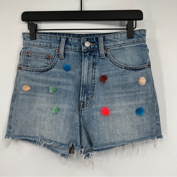 Lucky Brand Lucky Pins High Rise Multi Pom Pom Whiskered Light Wash Jean Shorts - Picture 1 of 12